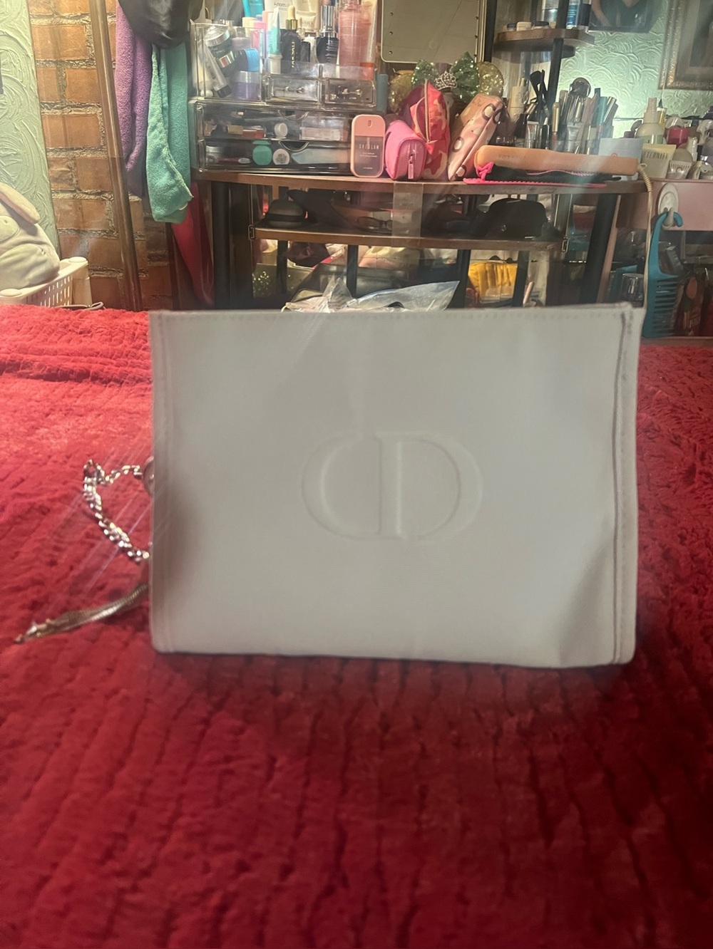 Dior Beaute off white handbag with detachable shoulder strap. NWOT - Picture 2 of 7